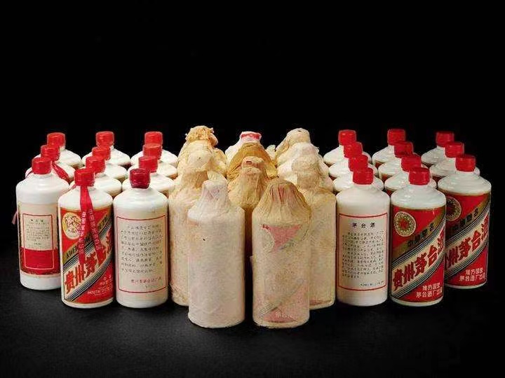 平山日照岚山回收酒价格哪里回收(附近上门回收茅台酒）?